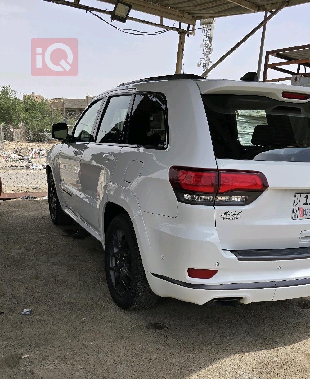 جيب جراند شيروكي